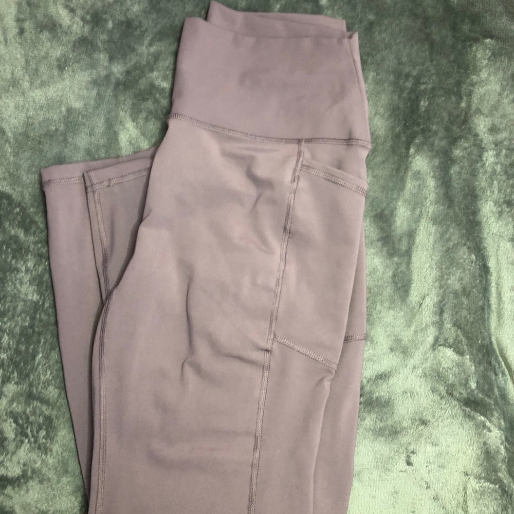 clothes - Picture 13 of 16